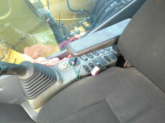 Pc130-8. 1069 ชม. รถสวยมาก ดูแลดี รถเดิมๆไม่เคยแกะ