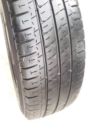 ขายยาง215/65/16 ปี 0714 MICHERLIN AGILIS  4 เส้น