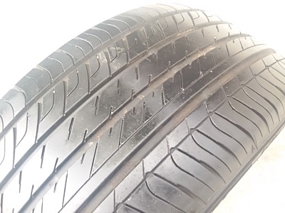 ขายยาง225/5/0/16 ปี 4612 DUNLOP VE302 4 เส้น ขายยาง225/5/0/16 ปี 4612 DUNLOP VE302 4 เส้น