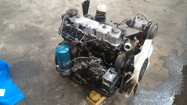 ขายเครื่องยนต์ดีเซลนิสสัน sd2500