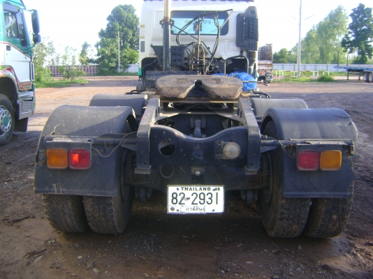 หัวลาก  320  แรง ปี 48  สภาพพร้อมใช้งาน  ราคา  1,200,000 บาท