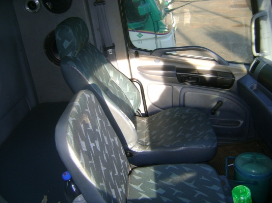 หัวลาก  320  แรง ปี 48  สภาพพร้อมใช้งาน  ราคา  1,200,000 บาท