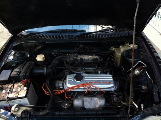 Mitsubishi LANCER 1.5GLXI AUTO โฉมสุดท้ายก่อนเปลี่ยนโฉม กันชนยื่น Mitsubishi LANCER 1.5GLXI AUTO โฉมสุดท้ายก่อนเปลี่ยนโฉม กันชนยื่น