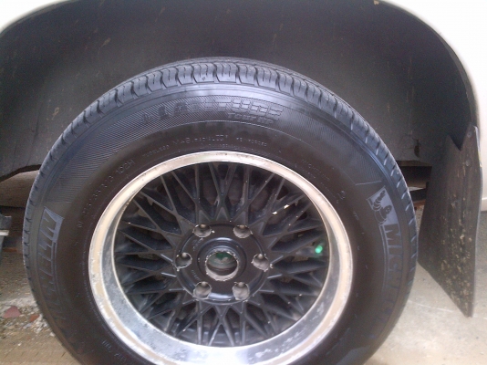 ขายNissan Big M แวน 5 ประตู สภาพดี เจ้าของขายเอง