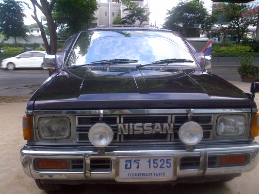 ขายNissan Big M แวน 5 ประตู สภาพดี เจ้าของขายเอง ขายNissan Big M แวน 5 ประตู สภาพดี เจ้าของขายเอง