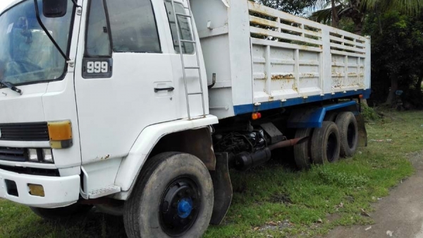 Isuzu Rocky 210 เครื่องเทอโบนอก/ สวยเต็มพร้อมใช้