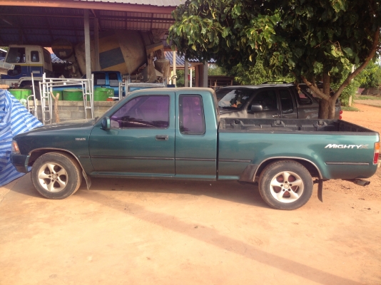 ขายรถกระบะ ไมตี้ สีเขียว