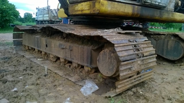 ขายแบคโฮ KATO คอนโทรลสั้น สภาพใช้งานได้ปกติ เครื่องดี ปั้มดี เอวหนา แต่ใบแทรคต้องเปลี่ยน เอกสารสัญญาซื้อขาย