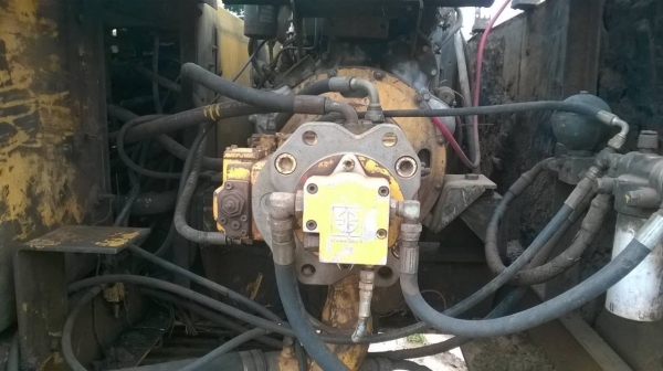 ขายแบคโฮ KATO คอนโทรลสั้น สภาพใช้งานได้ปกติ เครื่องดี ปั้มดี เอวหนา แต่ใบแทรคต้องเปลี่ยน เอกสารสัญญาซื้อขาย