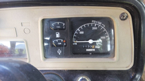 ขายด่วน kubota L 2002 ใช้งานน้อย เดิมๆ เจ้าของขายเอง พร้อมใช้ ต่อรองได้ 086-9159153