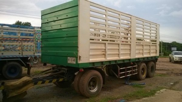 ขายลูกพ่วง 3 คานไม่ดั้ม ยาว 7 เมตร ทะเบียนพร้อม ราคาคุยกันครับ