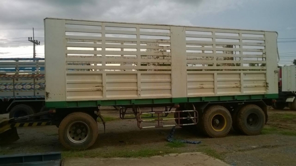 ขายลูกพ่วง 3 คานไม่ดั้ม ยาว 7 เมตร ทะเบียนพร้อม ราคาคุยกันครับ