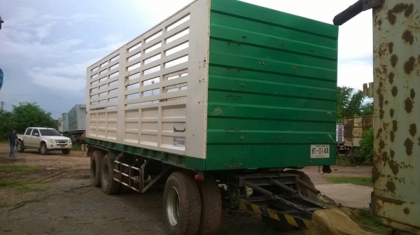 ขายลูกพ่วง 3 คานไม่ดั้ม ยาว 7 เมตร ทะเบียนพร้อม ราคาคุยกันครับ