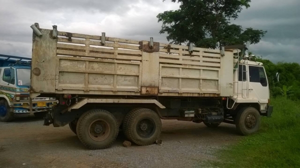 ขายไอ้หลง FN527M-TD4551 วางเครื่อง 6D16 เทอร์โบ 220 แรงม้า มีระบบลำโพงลากพ่วง คัสซีสวยตลอดเส้น เกียร์ 10 สปีด เบรคใหญ่ เพลาบุ๋ม ทะเบียนพร้อมโอนครับ