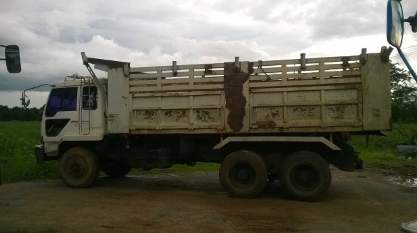 ขายไอ้หลง FN527M-TD4551 วางเครื่อง 6D16 เทอร์โบ 220 แรงม้า มีระบบลำโพงลากพ่วง คัสซีสวยตลอดเส้น เกียร์ 10 สปีด เบรคใหญ่ เพลาบุ๋ม ทะเบียนพร้อมโอนครับ