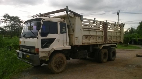 ขายไอ้หลง FN527M-TD4551 วางเครื่อง 6D16 เทอร์โบ 220 แรงม้า มีระบบลำโพงลากพ่วง คัสซีสวยตลอดเส้น เกียร์ 10 สปีด เบรคใหญ่ เพลาบุ๋ม ทะเบียนพร้อมโอนครับ