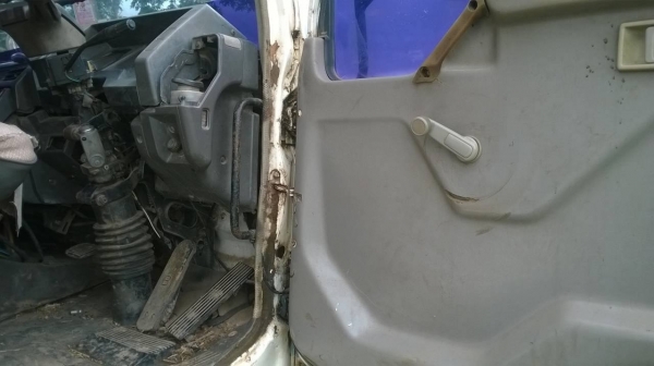 ขายไอ้หลง FN527M-TD4551 วางเครื่อง 6D16 เทอร์โบ 220 แรงม้า มีระบบลำโพงลากพ่วง คัสซีสวยตลอดเส้น เกียร์ 10 สปีด เบรคใหญ่ เพลาบุ๋ม ทะเบียนพร้อมโอนครับ