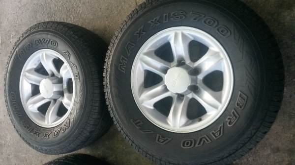 แม็กเล็บเหยี่ยว แท้ๆฝาครบ พร้อมยางดอกat แม็กเล็บเหยี่ยว แท้ๆฝาครบ พร้อมยางดอกat