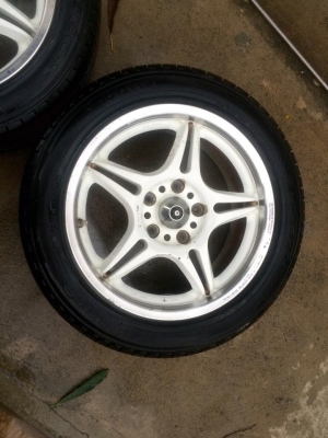 ขายล้อssr tyep v แท้ เก่าญี่ปุ่นขอบ16x7 et45 5/114. พร้อมยาง 205/50/16 โยโกสภาพดีใช้ได้อีกนาน ล้อสภาพดีไม่มีเบียด สีเดิม ไม่คด ไม่ดุ้ง พร้อมใช้งาน ขายล้อssr tyep v แท้ เก่าญี่ปุ่นขอบ16x7 et45 5/114. พร้อมยาง 205/50/16 โยโกสภาพดีใช้ได้อีกนาน ล้อสภาพดีไม่มีเบียด สีเดิม ไม่คด ไม่ดุ้ง พร้อมใช้งาน