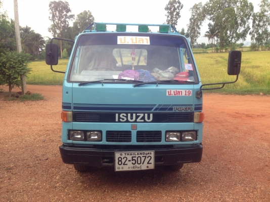 ขายรถบรรทุก 6 ล้อ ISUZU NKR