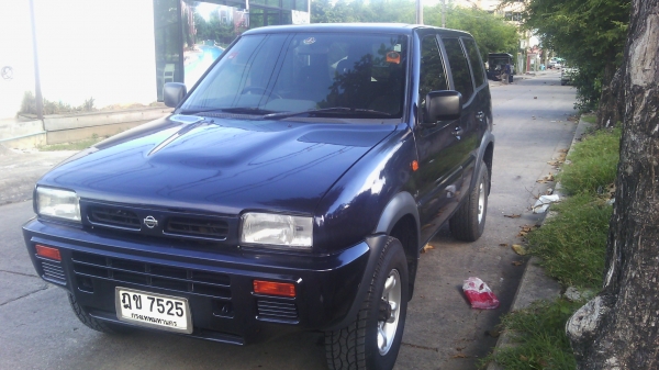 นิสสัน เทอราโน่ ปี2000 รถครอบครัว เครื่อง1Jเกียออโต98000