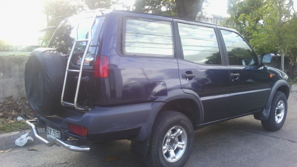 นิสสัน เทอราโน่ ปี2000 รถครอบครัว เครื่อง1Jเกียออโต98000