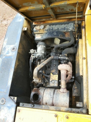 ขายรถแบคโฮ KOMATSU PC120-5 บุ้งกี๋กับหัวคีปไม้ แอร์พร้อม ราคา 550000