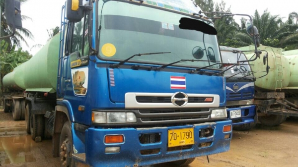 ขายรถบรรทุก 10 ล้อน้ำ HINO เปอร์เฟีย เครื่อง DAEWOO 320 แรงม้า ราคา 600000