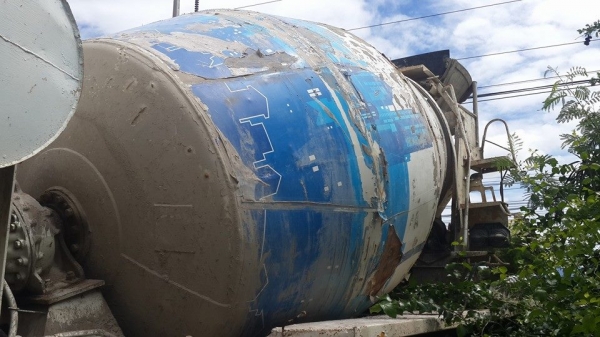 ขายรถโม่ปูน 10ล้อสองเพลา HINO FR260แรง โม่7คิวแชชซีสวย โม่ตรง เกียร์ PTO เอกสารเล่มทะเบียนพร้อมโอน สภาพพร้อมวิ่งงานกันชนครบ