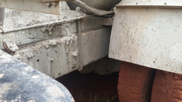 ขายรถโม่ปูน 10ล้อสองเพลา HINO FR260แรง โม่7คิวแชชซีสวย โม่ตรง เกียร์ PTO เอกสารเล่มทะเบียนพร้อมโอน สภาพพร้อมวิ่งงานกันชนครบ