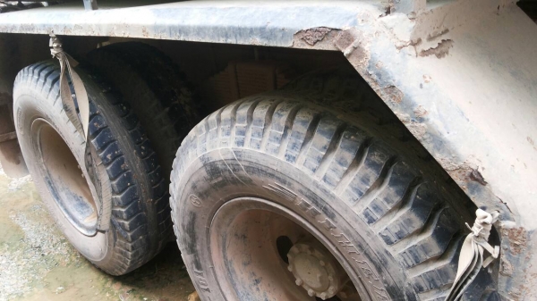 ขายรถบรรทุก 10 ล้อน้ำ HINO SUMO 227 ใส่เครื่อง DAEWOO 320 แรงม้า ราคา 600000