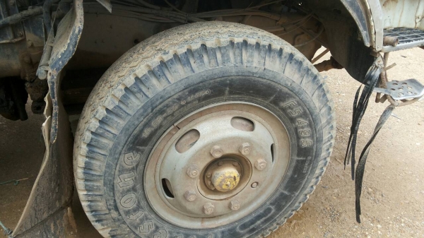 ขายรถบรรทุก 10 ล้อน้ำ HINO SUMO 227 ใส่เครื่อง DAEWOO 320 แรงม้า ราคา 600000