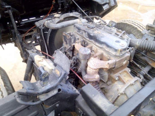 รถดั้มNPR 115 แรง 4BD1. ดั้มต่อไหม่รถสวยไม่โทรมกระบอกดั้มรุ่นไหม่แกนใหญ่พิเศษครับ