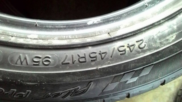 245/45R17 MICHELIN Pilot preceda มี 2 เส้น tel.081-427-3941 245/45R17 MICHELIN Pilot preceda มี 2 เส้น tel.081-427-3941