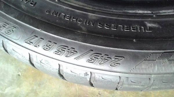 245/45R17 MICHELIN Pilot preceda มี 2 เส้น tel.081-427-3941 245/45R17 MICHELIN Pilot preceda มี 2 เส้น tel.081-427-3941