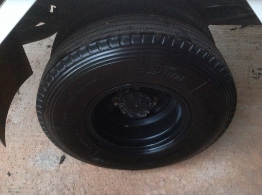 ขายรถบรรทุก 6 ล้อรั้ว ISUZU FRR 210 แรงม้าปี 2556 กระบะยาว 5.50 เมตร ราคา 1260000