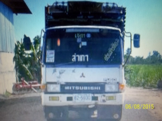 ขายดั้ม10ล้อ  มีทะเบียน  เอกสารพร้อมโอน