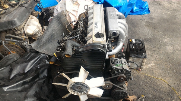 ขายเครื่องยนต์ดีเซลนิสสันหกสูบ Rd28