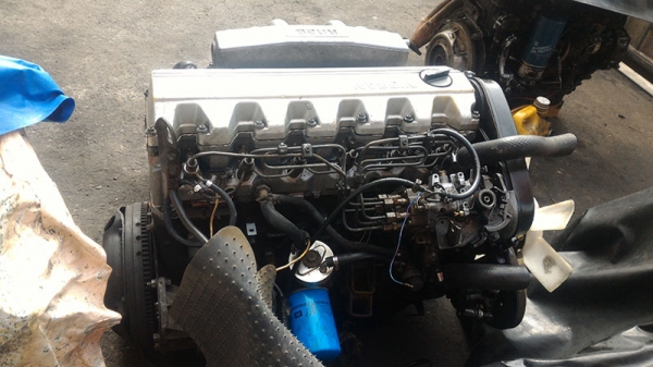 ขายเครื่องยนต์ดีเซลนิสสันหกสูบ Rd28 ขายเครื่องยนต์ดีเซลนิสสันหกสูบ Rd28