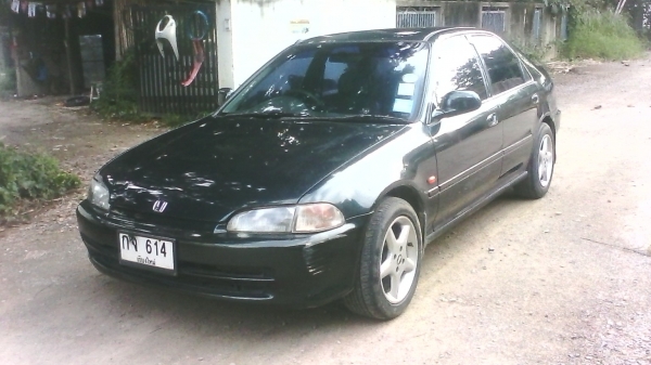 ขายcivic 1.6 ปี37 ทะเบียนพร้อมโอน