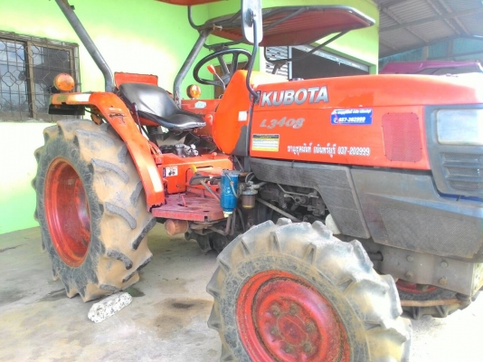 ขาย KUBOTA L3408 ตัวเปล่าๆ ราคา 135,000 ทะเบียนพร้อมโอน เครื่องดี เกียร์ดี ไฮดี ใช้งานได้ปกติ มีบังโคลนหลังผุตามภาพเลยครับ ร้าน DC Tractors Rayong อ.แกลง จ.ระยอง  ใกล้หรือไกลมีรถขนส่งบริการทั่วไทย สนใจ 0818618678  id line=0818618678 id line=carbonthai  ht