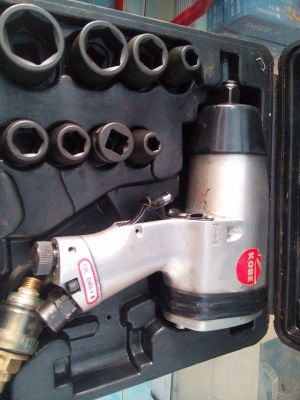 ขายบล็อกลม 4 หุน KOBE มือสองครับ