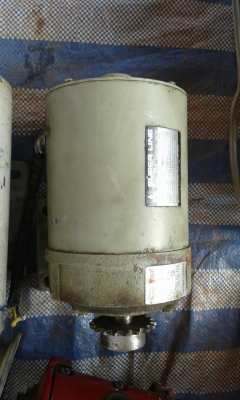 มอเตอร์เกียรมิสซูบิชิสภาพเดิมครับเสียงนิ่มครับพร้อมใช้งานไฟบ้านครับลายละเอียดตามเพจครับ มอเตอร์เกียรมิสซูบิชิสภาพเดิมครับเสียงนิ่มครับพร้อมใช้งานไฟบ้านครับลายละเอียดตามเพจครับ