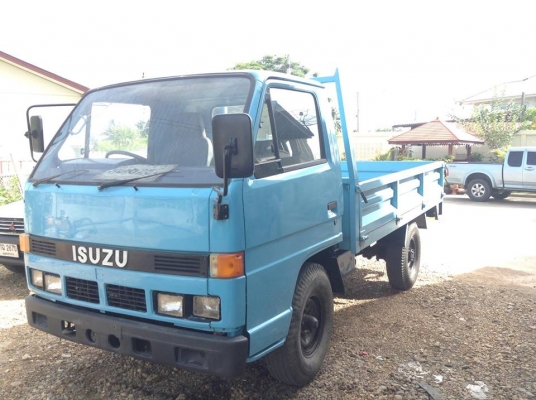 ขายรถอีซูซูnkr4ล้อรถบ้านยกหัวใด้ เกียรสั้นเพาเวอร์