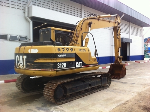 นำเข้าเครื่องจักรกลหนักมือ 2 จากต่างประเทศ Tel.098-858-5524 สามภพ ครับ นำเข้าเครื่องจักรกลหนักมือ 2 จากต่างประเทศ Tel.098-858-5524 สามภพ ครับ