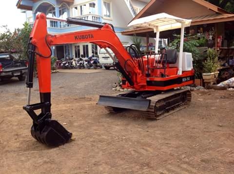 ขายรถขุดแบคโฮ KUBOTA KH-15 Pc30 เครื่องเเน่น ปั๊มแรง  ระบบการทำงานไว (มีกระต่ายเต่า  ปั๊ม3ตอน  แทรกเหล็ก) รถพร้อมใช้งาน มีเอกสารใบอินวอยครบ ราคา 200,000 ต่อรองได้ สนใจ  096-3268553 (ช่างเบนซ์) ID LINE 0963368553