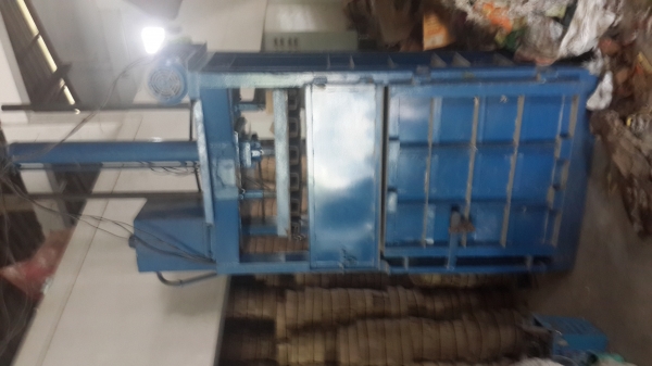 เครื่องอัดเศษ/อัดกระดาษ200กก.+85000 เครื่องอัดเศษ/อัดกระดาษ200กก.+85000