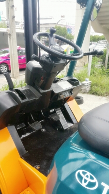 TOYOTA7FD30ขนาด3ตัน เสาสูง4เมตร เกียร์ออร์โต้ เครื่องยนต์ดีเซล2Z รับประกันเครื่องเกียร์3เดือน ราคาต่อรองได้0816161541