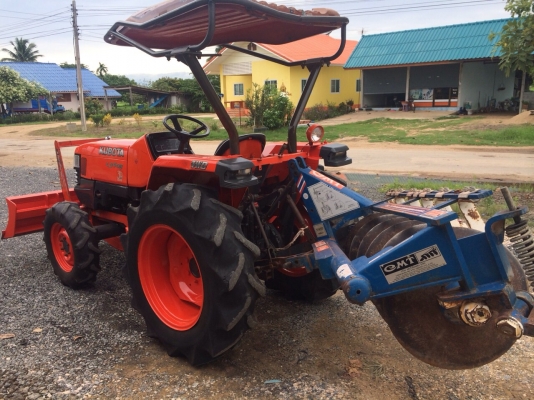 ขายรถไถคูโบต้า L3408 พร้อมอุปกรณ์ ราคา 225,000 บาท ขายรถไถคูโบต้า L3408 พร้อมอุปกรณ์ ราคา 225,000 บาท