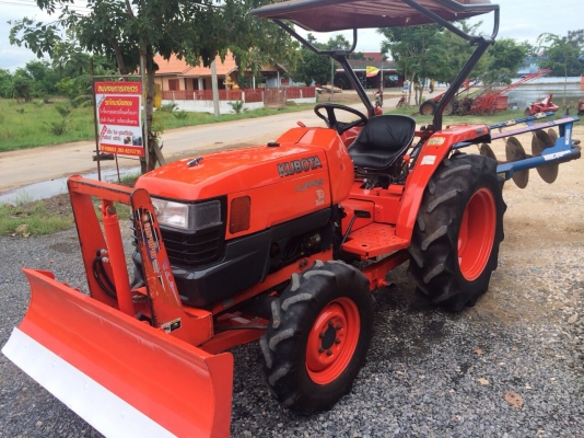 ขายรถไถคูโบต้า L3408 พร้อมอุปกรณ์ ราคา 225,000 บาท